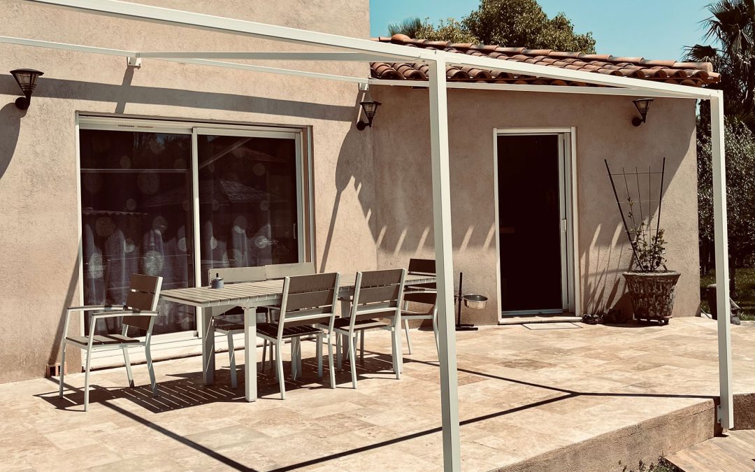 Pergola en acier à Solliès-Pont