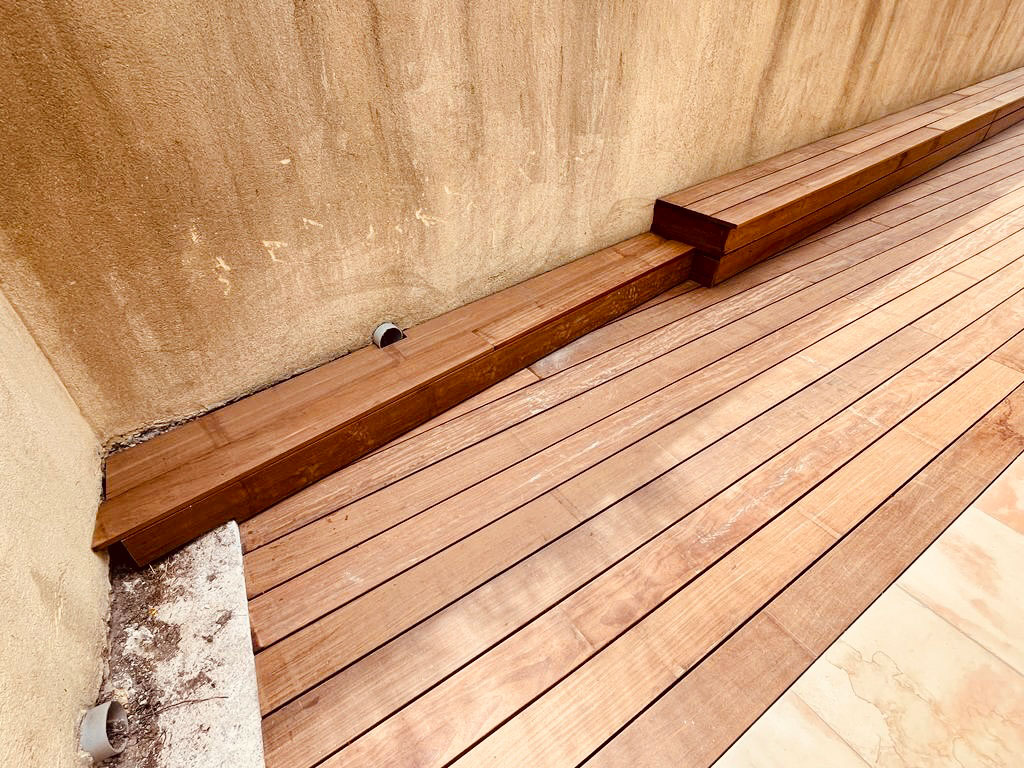 Terrasse en bois à Cuers